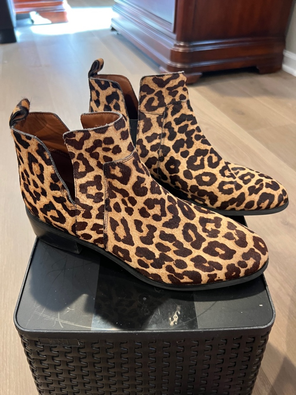 Women’s Franco Sarto Leopard Print Chelsea Boots - Brown/Black.  Size 10.